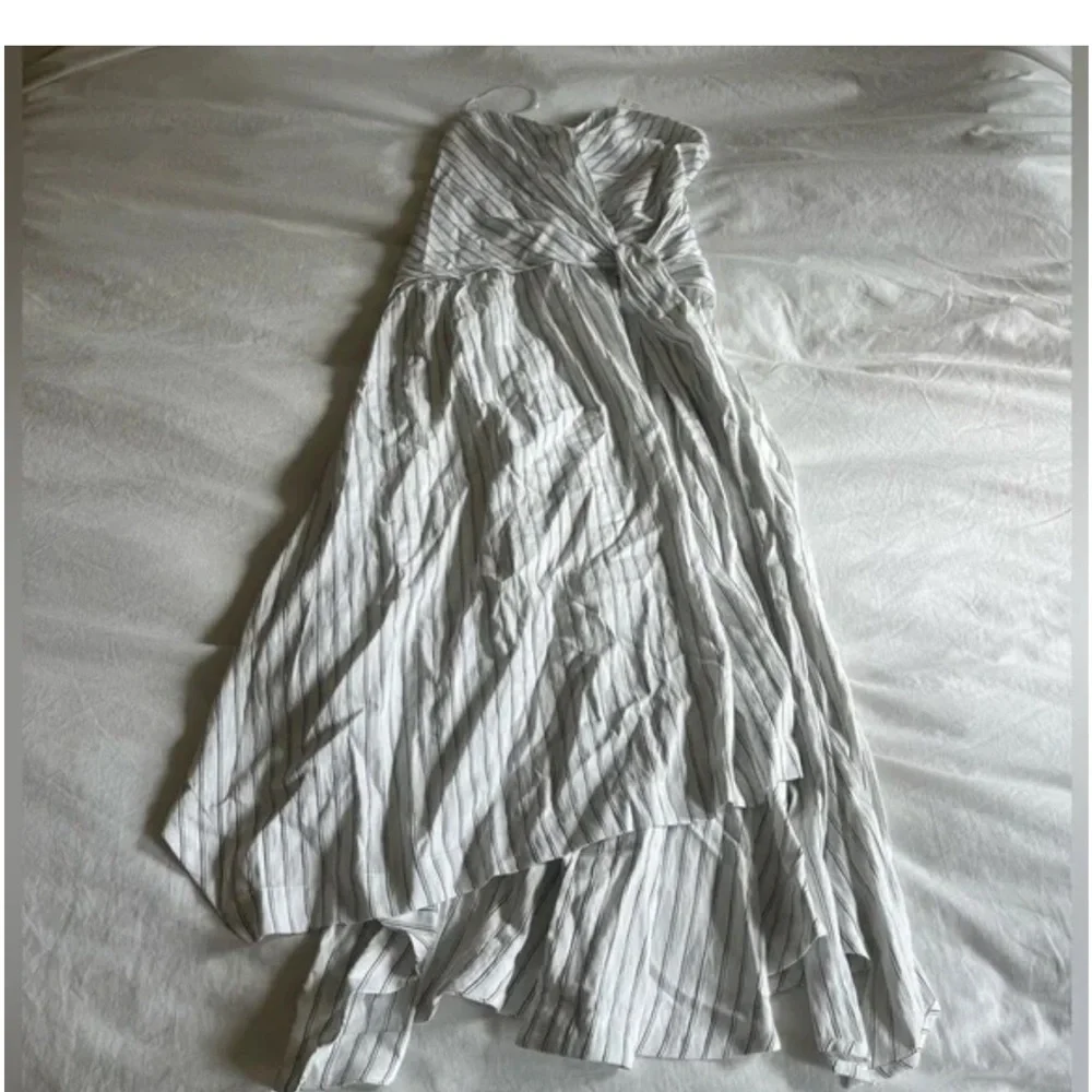 ✅Anthropologie Strapless Hanky-Hem Midi Dress White Black size XL - Picture 9 of 9
